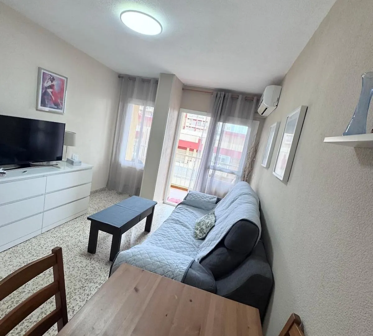 Cozy Apartment In Prime Location - Бенальмадена Испания