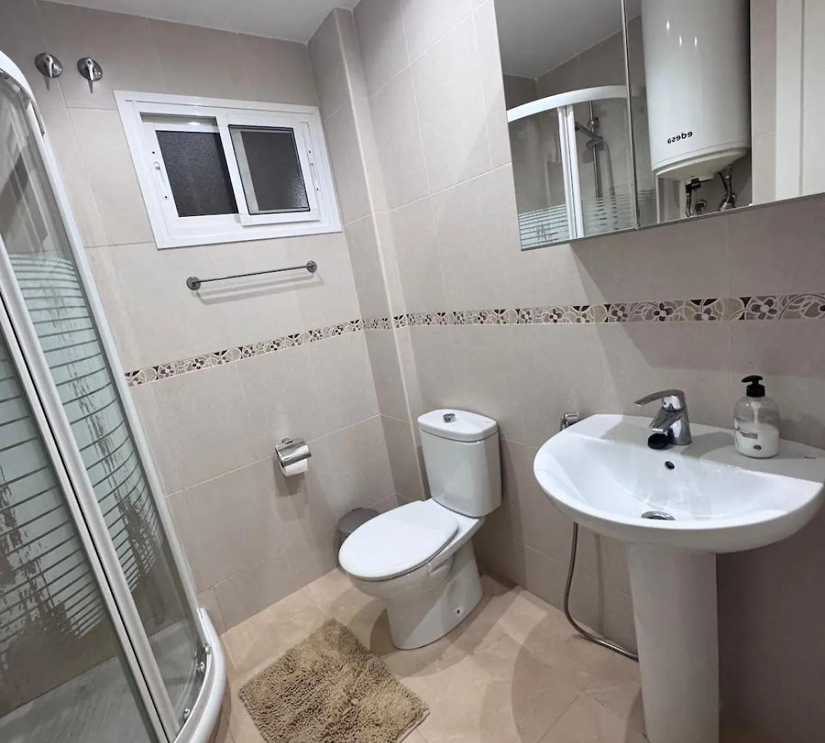 Cozy Apartment In Prime Location - Бенальмадена Испания